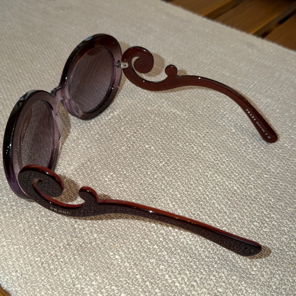 Authentic Prada Mauve Sunglasses with case - Picture 6 of 12